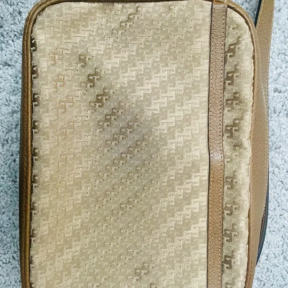 Gucci Tan and Brown Crossbody Bag - Picture 3 of 9